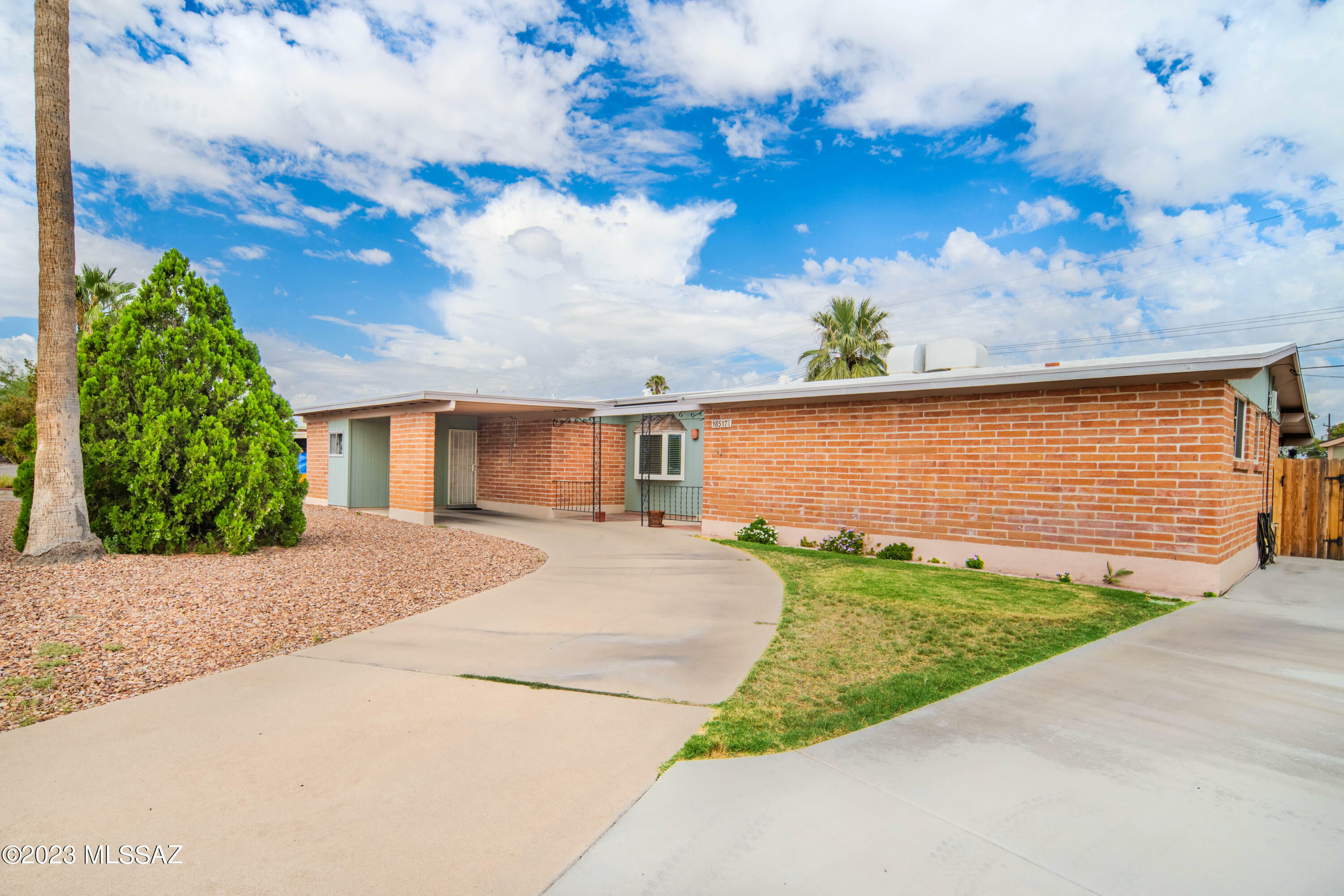 Property Photo:  8517 E Kenyon Drive  AZ 85710 