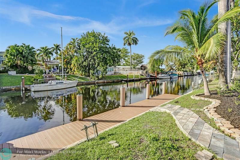 Property Photo:  2643 Gulfstream Ln  FL 33312 