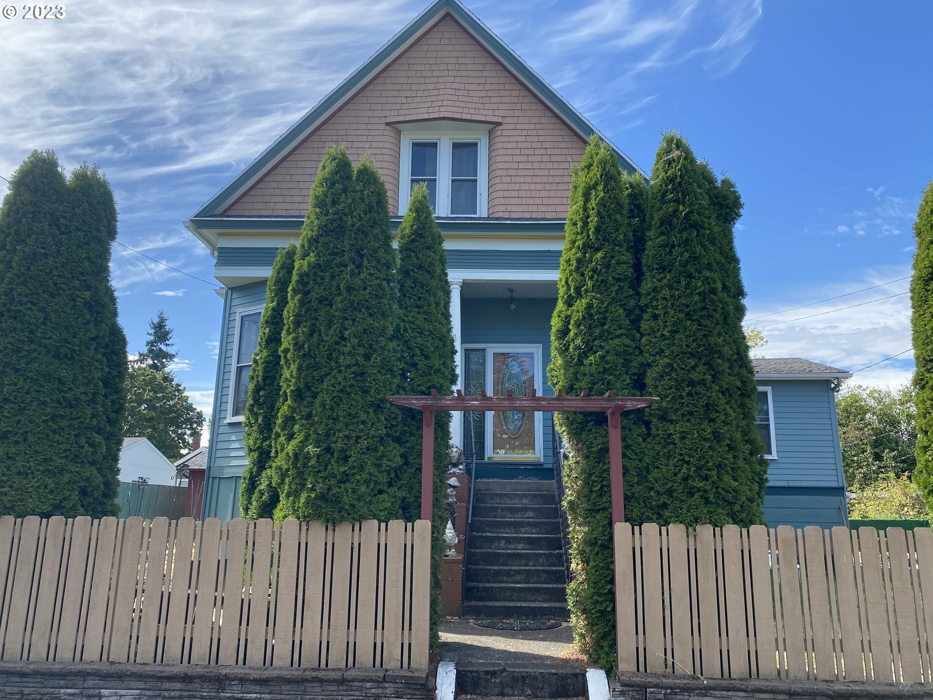 Property Photo: 4839 SE 62nd Ave OR 97206