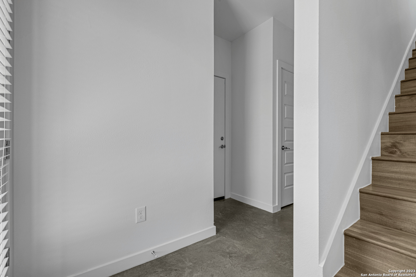 Property Photo: 939 Piedmont Ave TX 78210