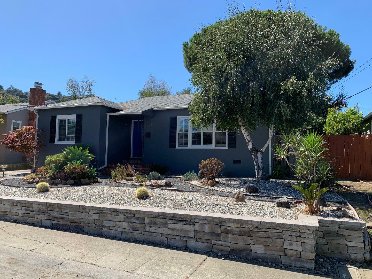 Property Photo: 3908 Donner Street CA 94403