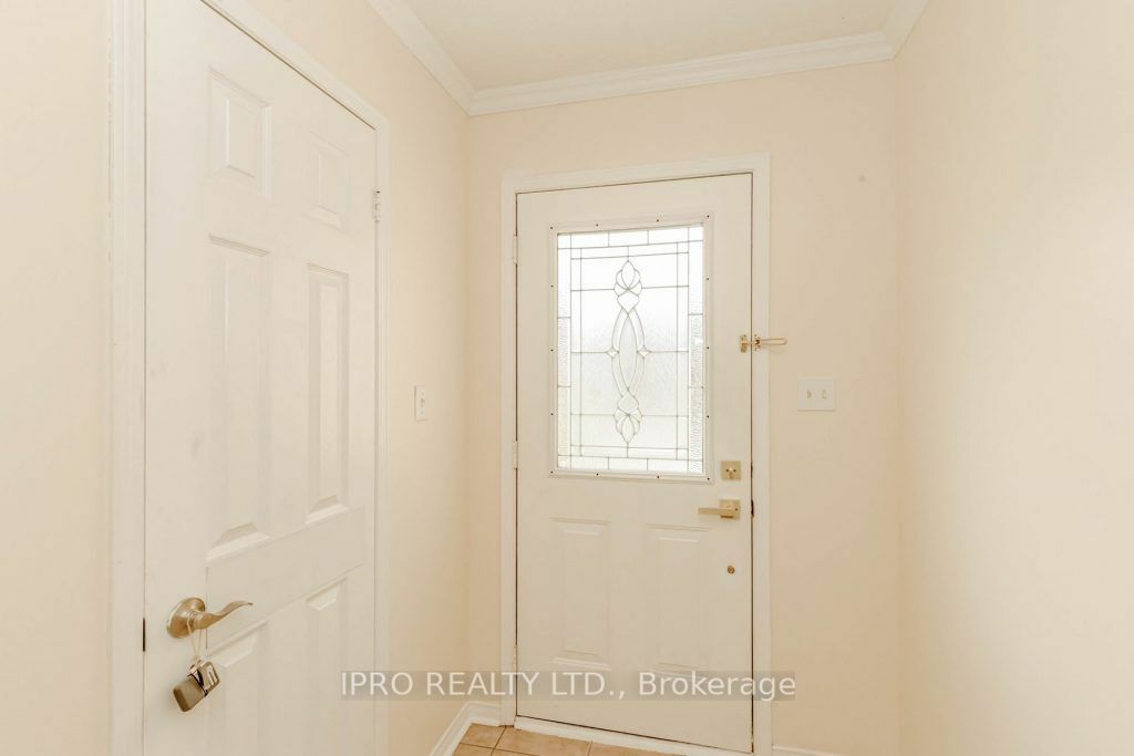 Property Photo:  1322 Mowat Lane N  ON L9T6C2 