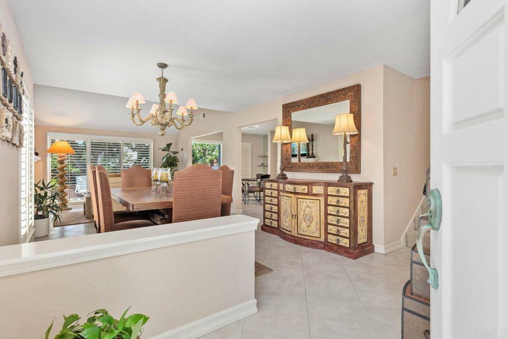 Property Photo:  816 Daphne Court  CA 92011 