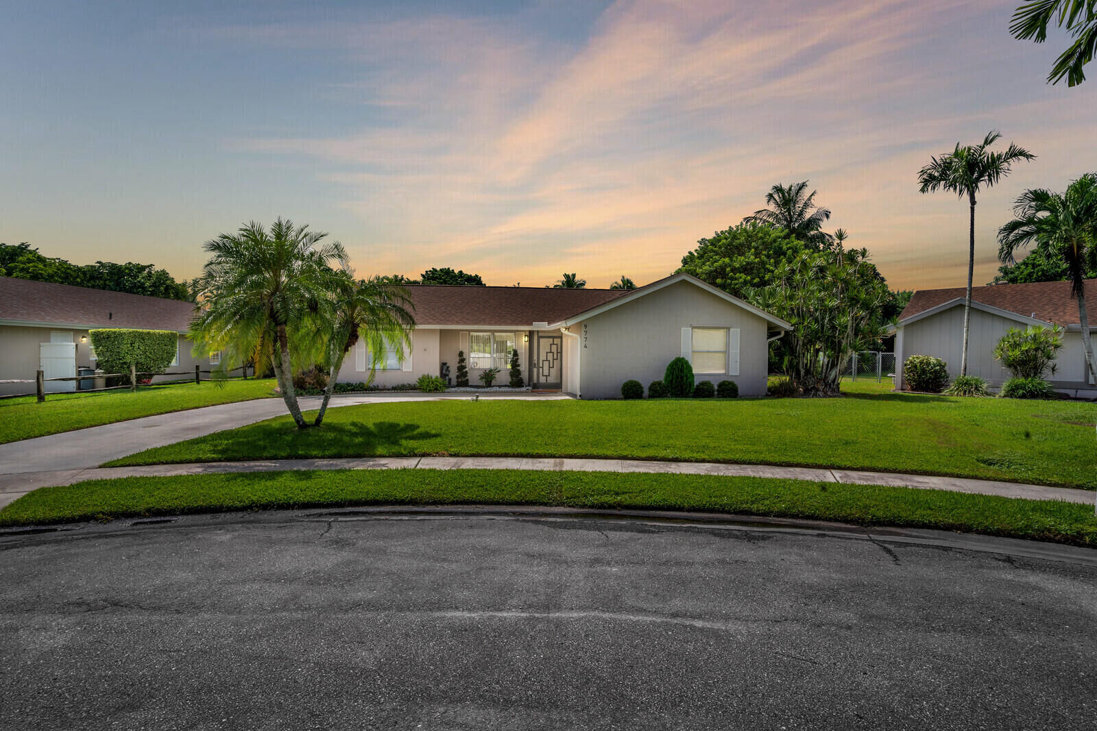 Property Photo:  9774 Lancaster Place  FL 33434 