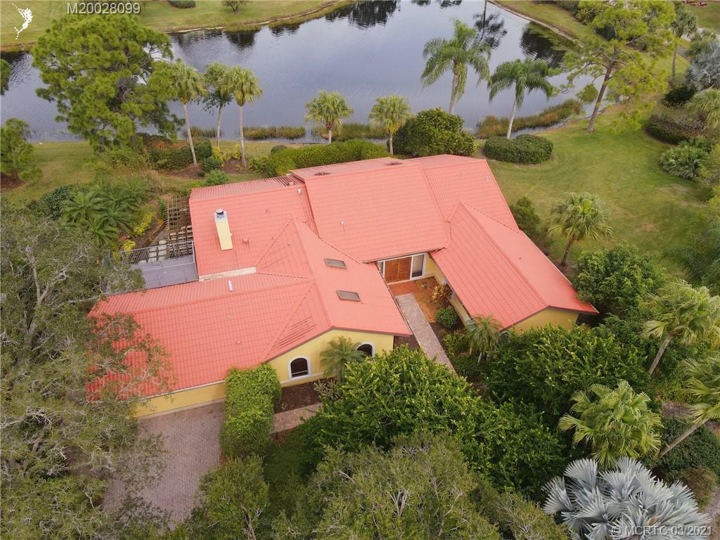 Property Photo:  1303 SW Troon Circle  FL 34990 