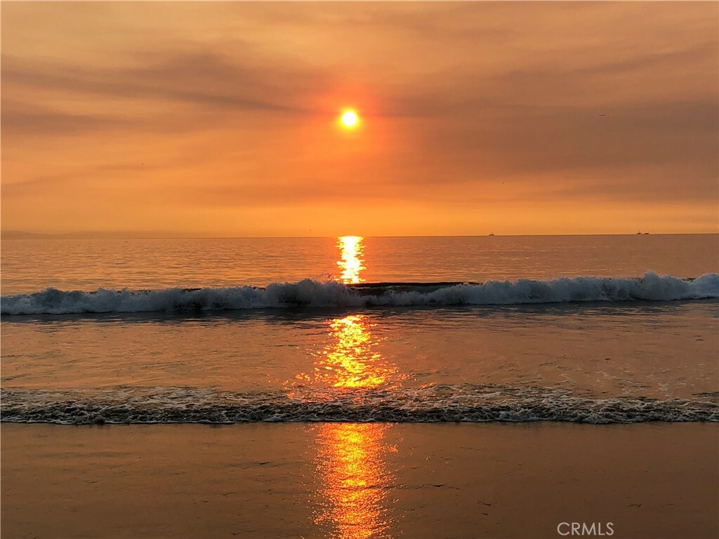 Property Photo: 3202 W Oceanfront CA 92663