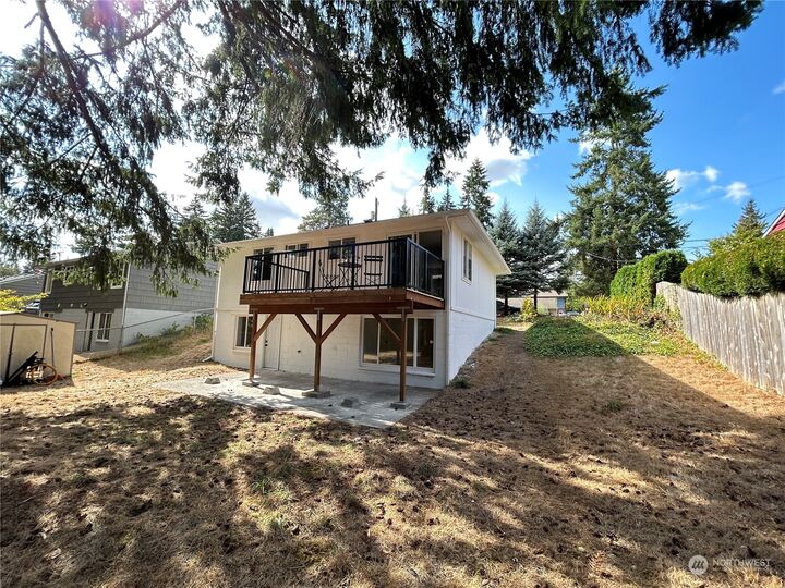 Property Photo:  23003 53rd Avenue W  WA 98043 