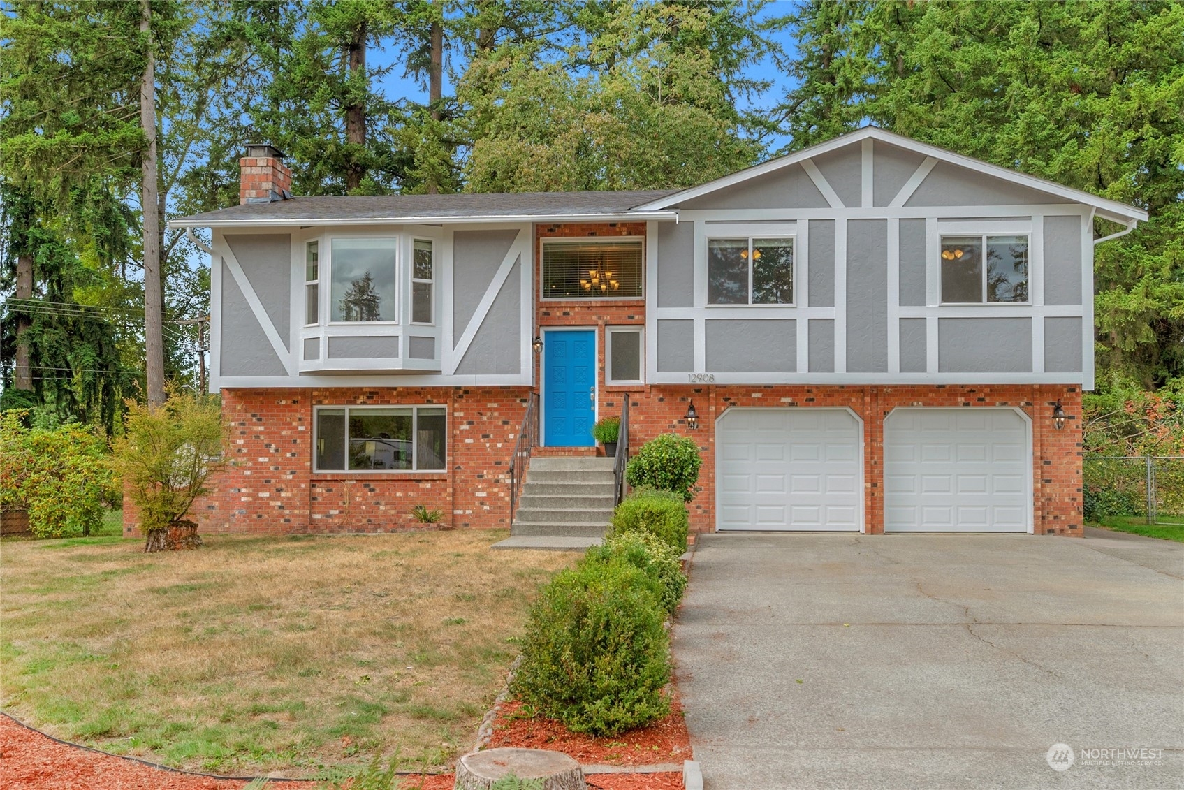 Property Photo: 12908 52nd Avenue NE WA 98271