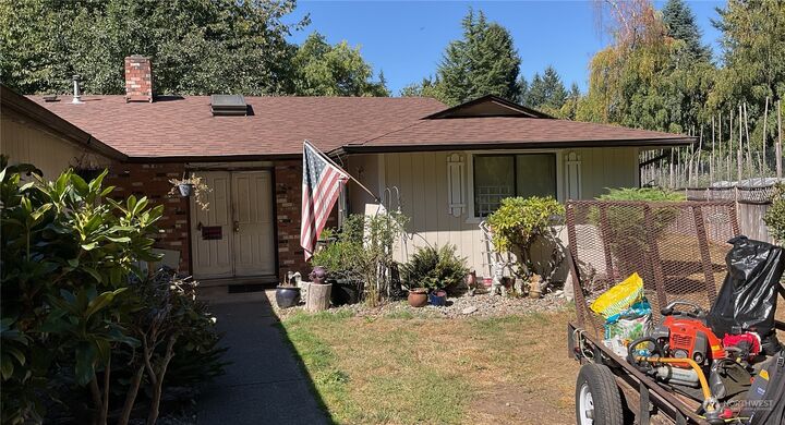 Property Photo: 3331 Stikes Drive SE WA 98503