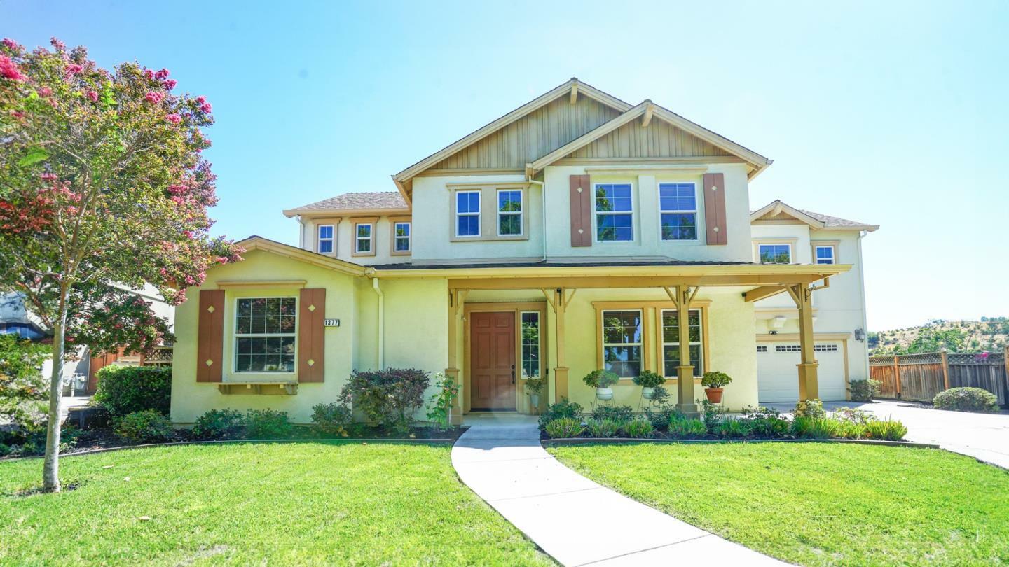 Property Photo: 1377 Cristal Court CA 95127