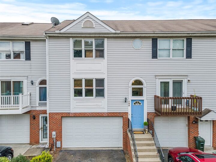 125 Parliament Place  Pittsburgh PA 15236 photo