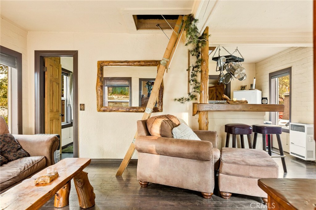 Property Photo:  2466 Ridge Road  CA 92382 