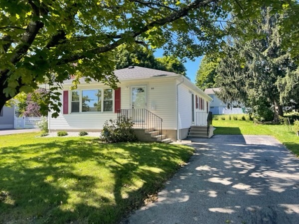 Property Photo: 66 Osceola Ave MA 01608