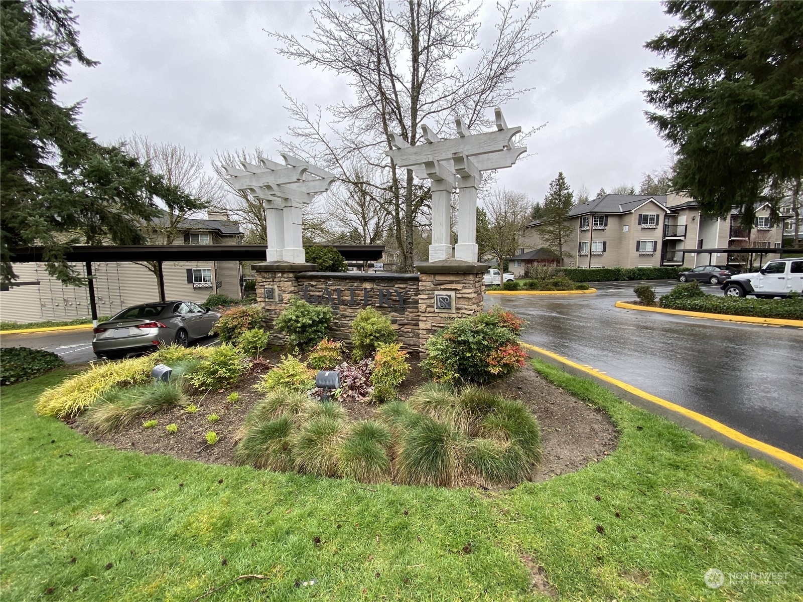 Property Photo: 916 3rd Avenue A104 WA 98033