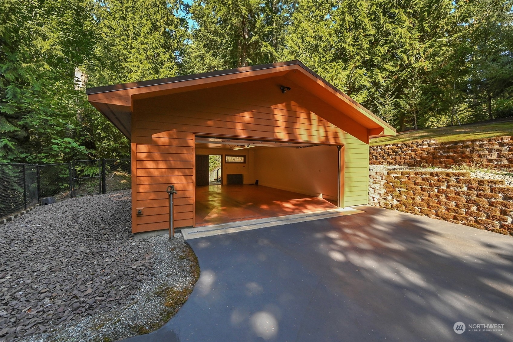 Property Photo: 28430 NE 47th Place WA 98053
