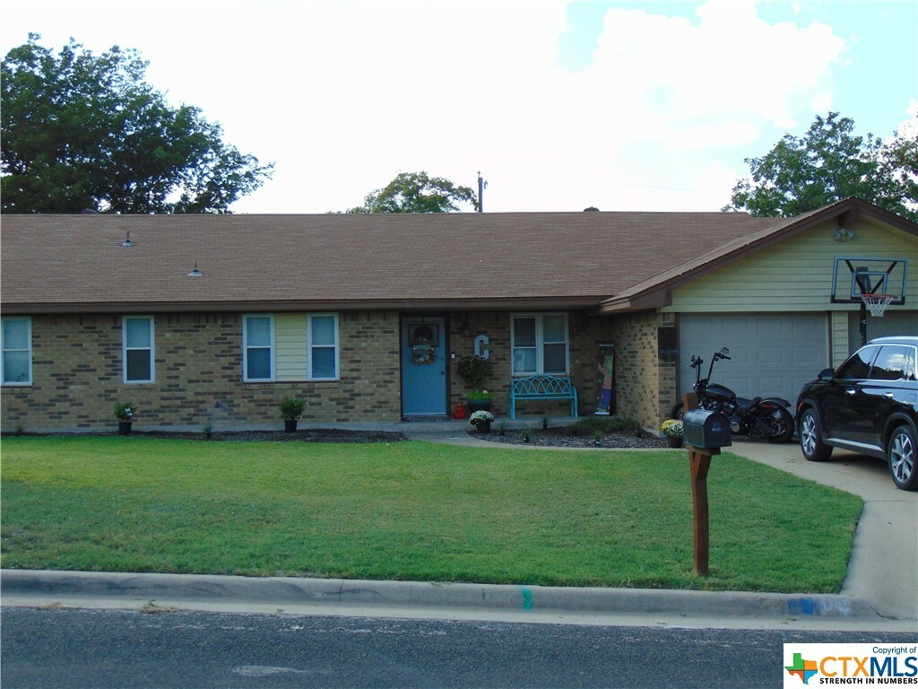 Property Photo:  1708 Elk Trail  TX 76548 