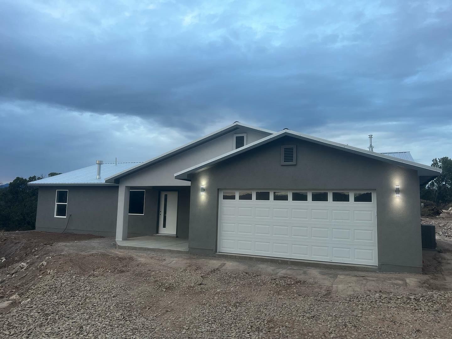 Property Photo:  20 Corte Bobcat  NM 87015 