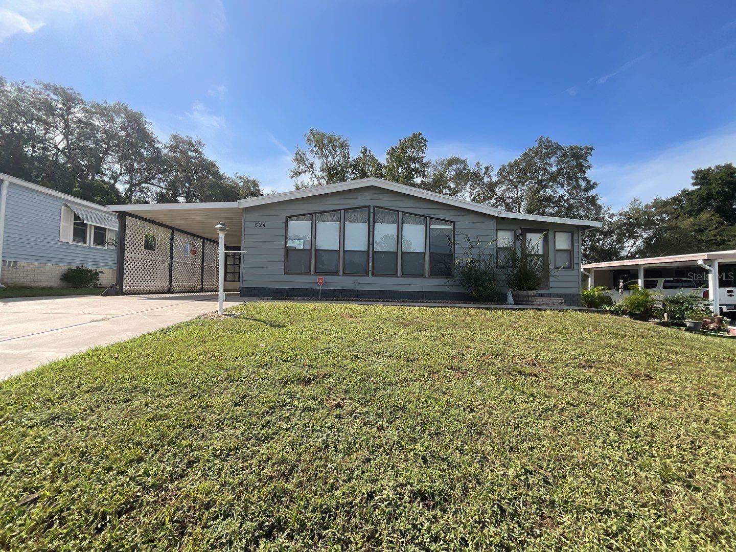 Property Photo: 524 Rainbow Boulevard FL 32159