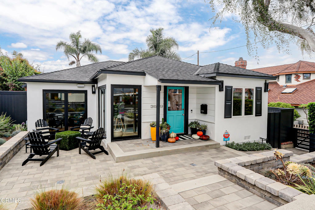 Property Photo:  3509 Laurel Avenue  CA 90266 