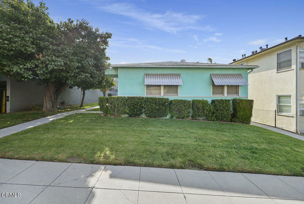 Property Photo: 606 E Cypress Avenue CA 91501