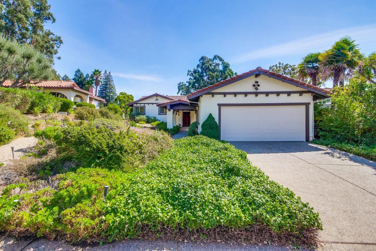 Property Photo:  2810 Fountain Oaks Drive  CA 95037 