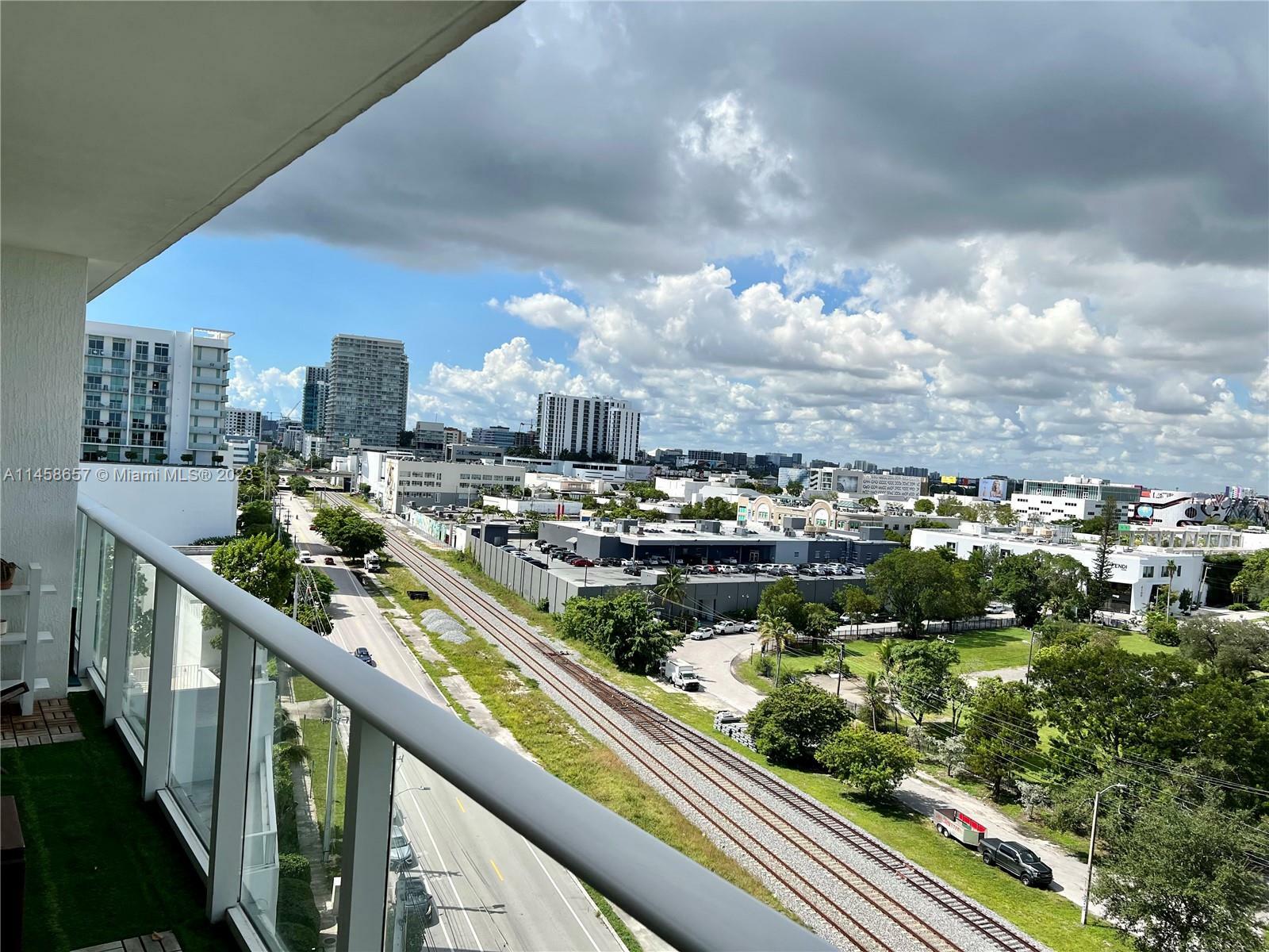 Property Photo:  4250 Biscayne Blvd 1011  FL 33137 