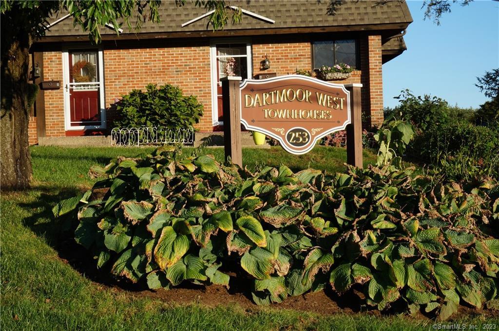 Property Photo:  253 West Street N  CT 06479 