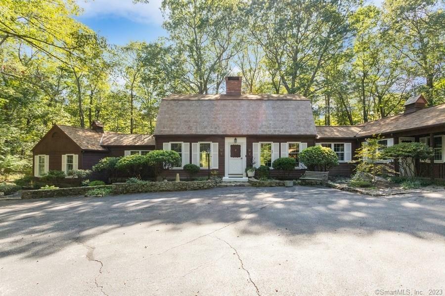 Property Photo: 91 Pinetree Road CT 06896