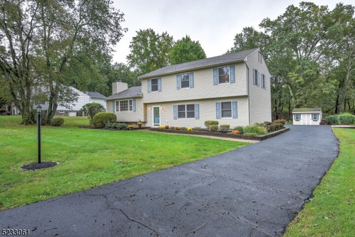 454 Stony Brook Dr  Bridgewater Twp. NJ 08807 photo