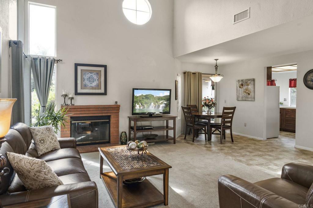 Property Photo: 642 Thunder CA 92027