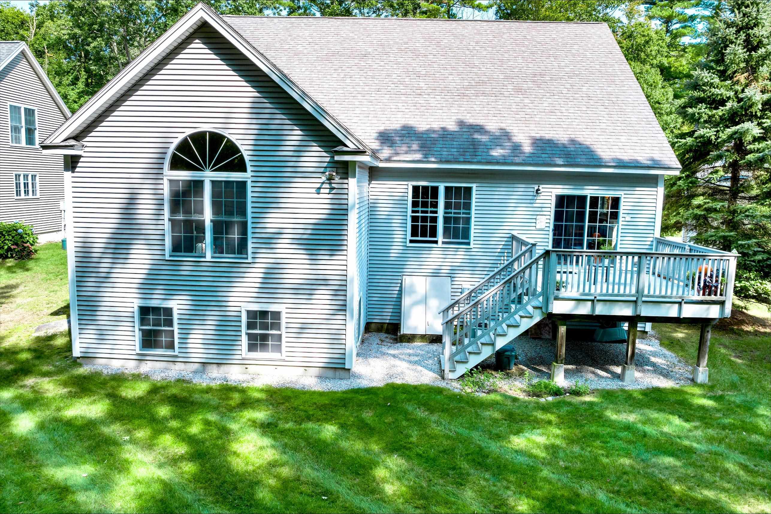 Property Photo:  6 Vineyard Drive  NH 03885 