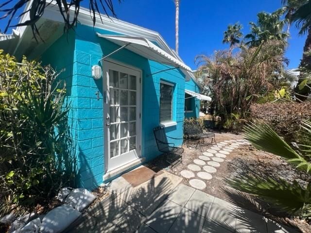 Property Photo:  40 82nd Avenue  FL 33706 