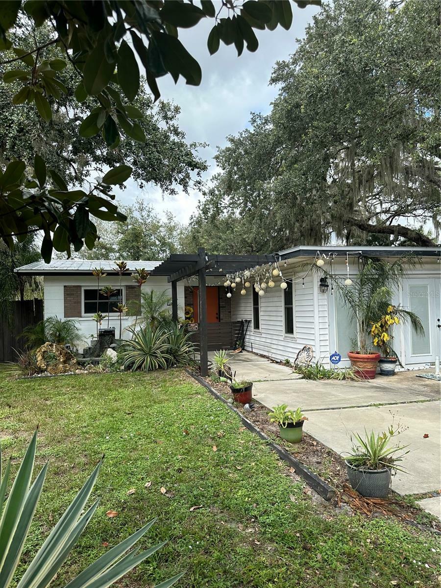 3281 8th Street  Sarasota FL 34237 photo