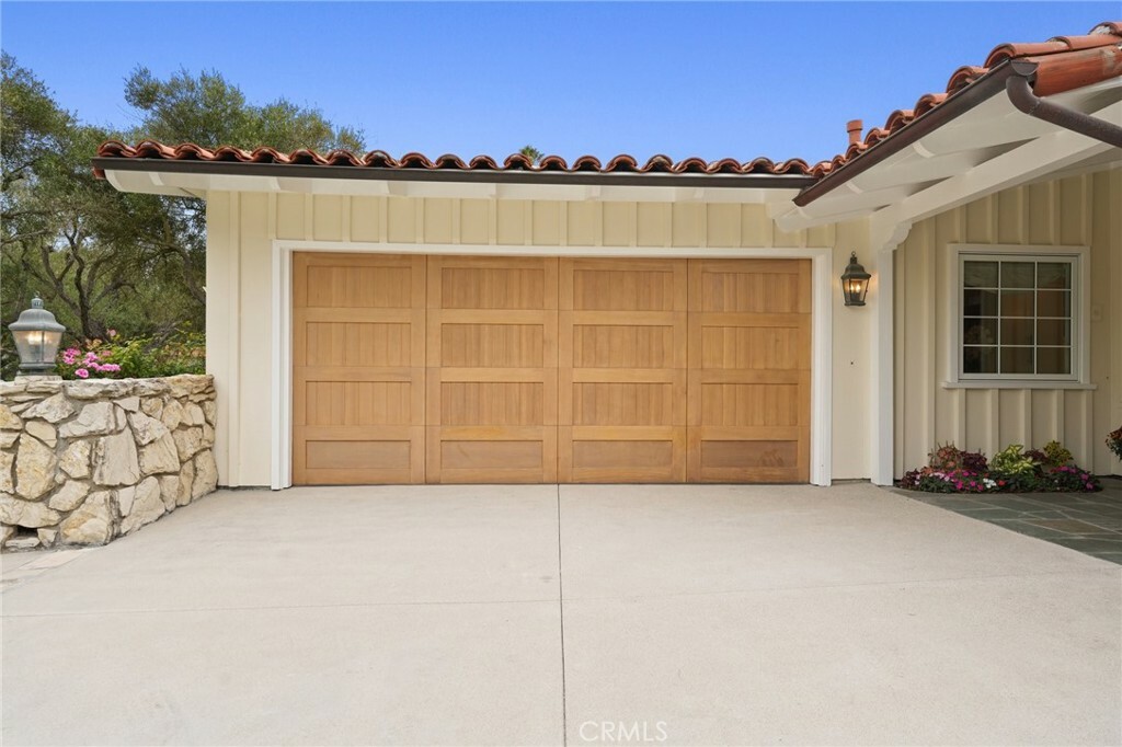 Property Photo: 2440 Via Sonoma CA 90274