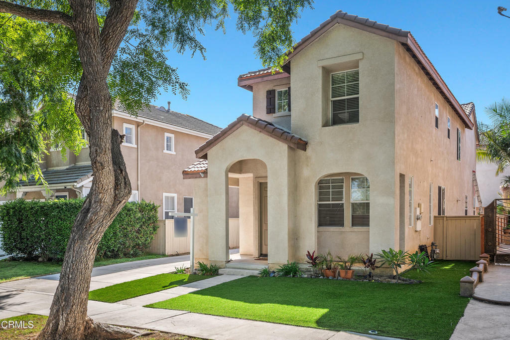 Property Photo: 1061 Entrada Dr Drive CA 93030