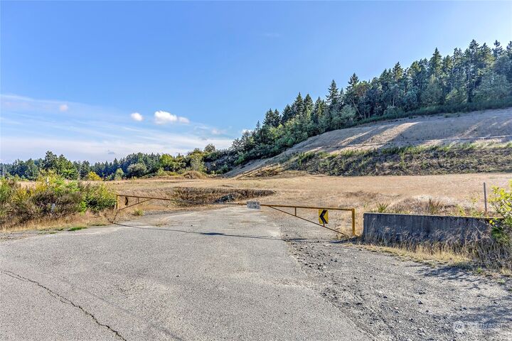 Property Photo: 1475 Lumsden Road WA 98367