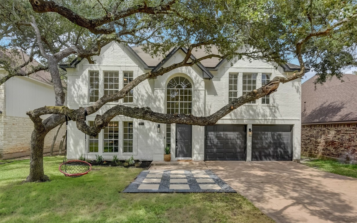 Property Photo:  8020 Hendricks Drive  TX 78729 