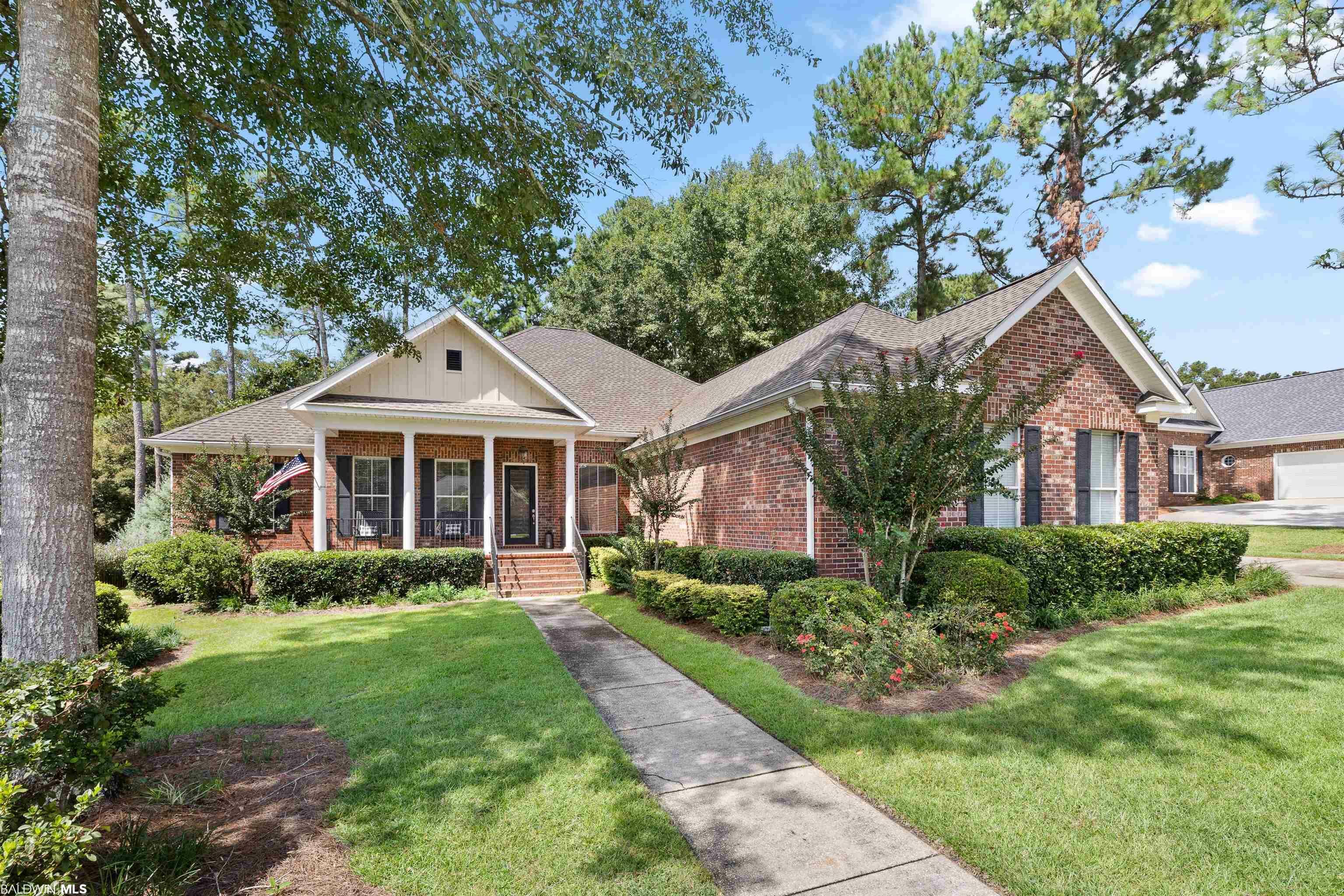 Property Photo:  8608 Pine Run  AL 36527 