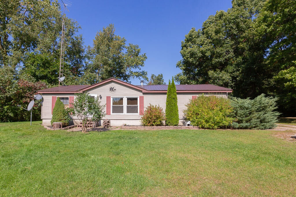 Property Photo:  1090 Kelley Road  MI 49255 