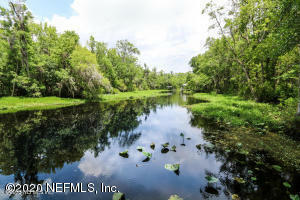 Property Photo:  3345 Southern Oaks Drive  FL 32043 