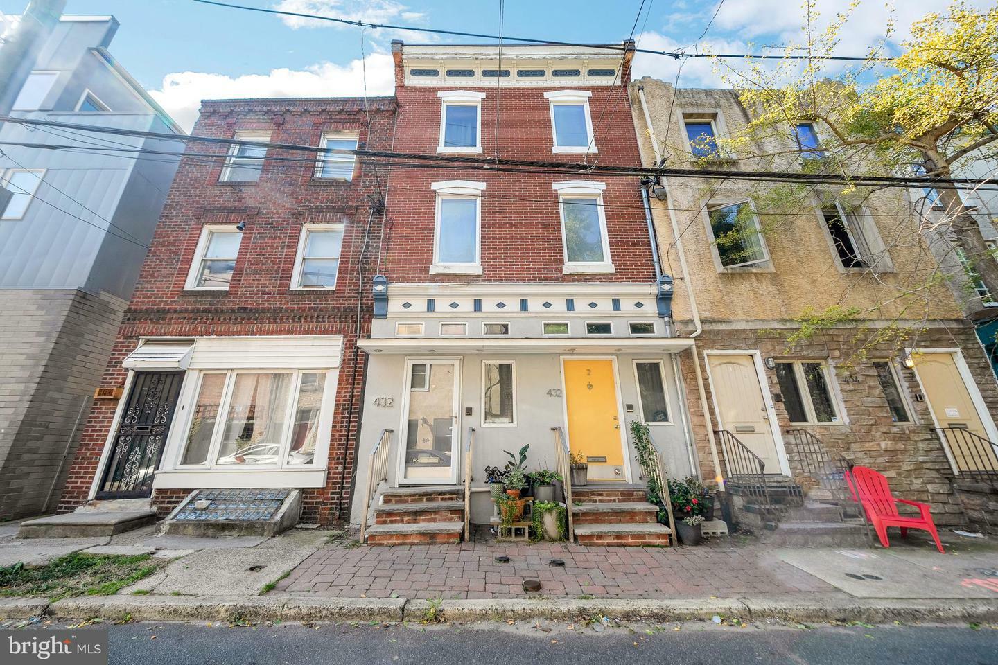 Property Photo:  432 Poplar Street A  PA 19123 