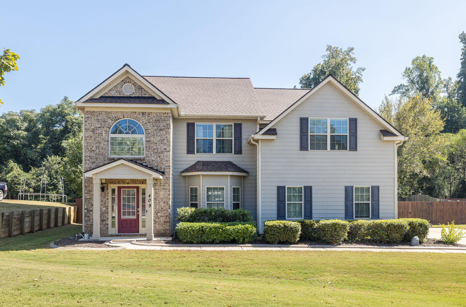 Property Photo: 409 Ripsaw Court Court GA 30813