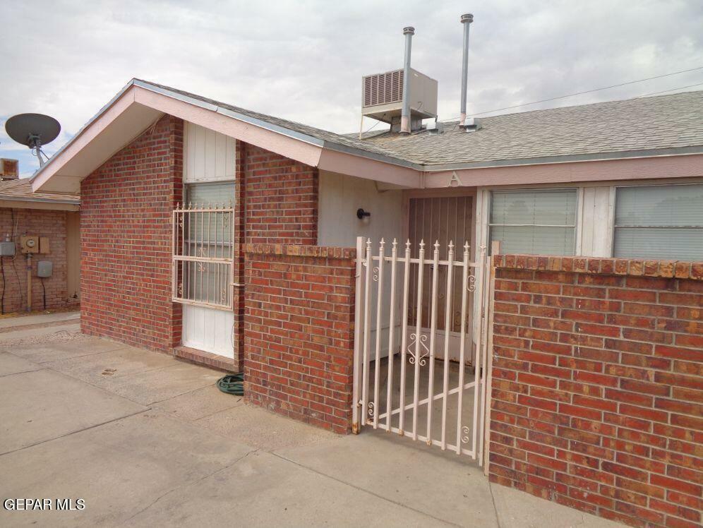 Property Photo:  3001 E Glen Drive A  TX 79936 