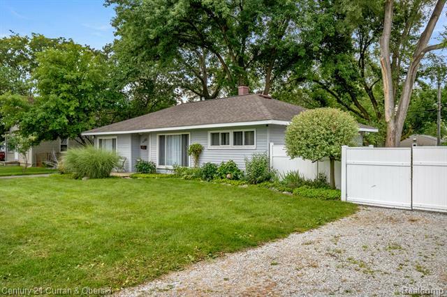 Property Photo:  1733 Inkster Road  MI 48135 