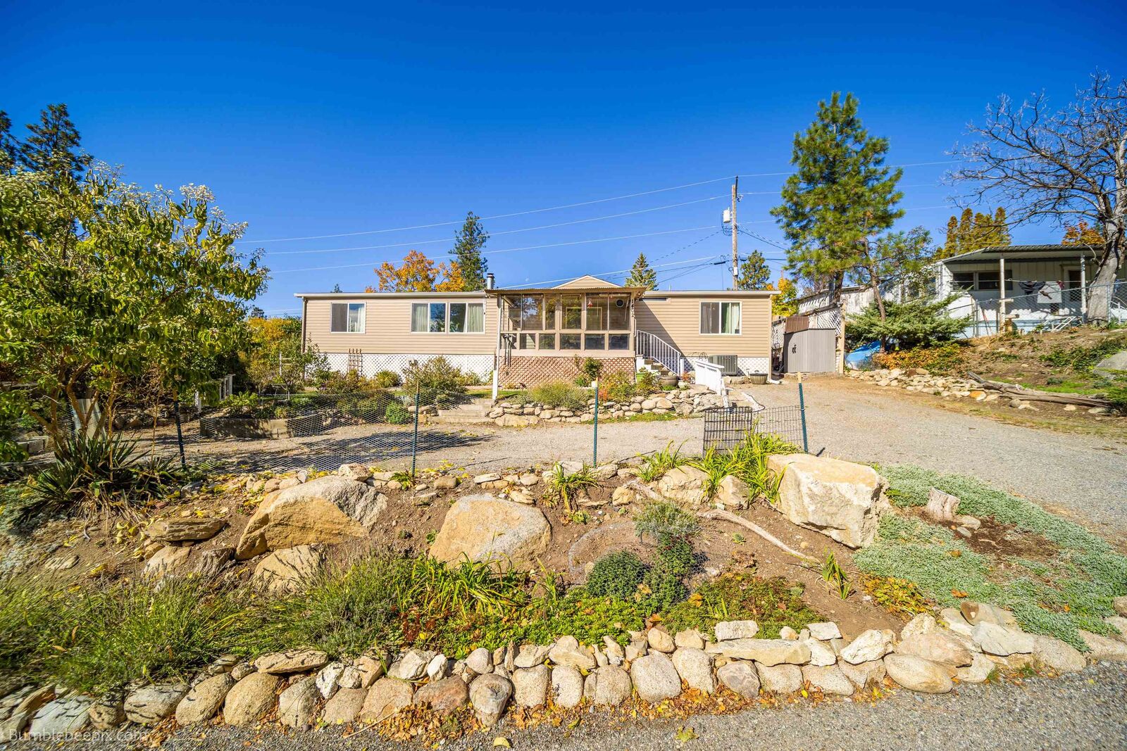 Property Photo: 1402 S Winter Rd WA 99212