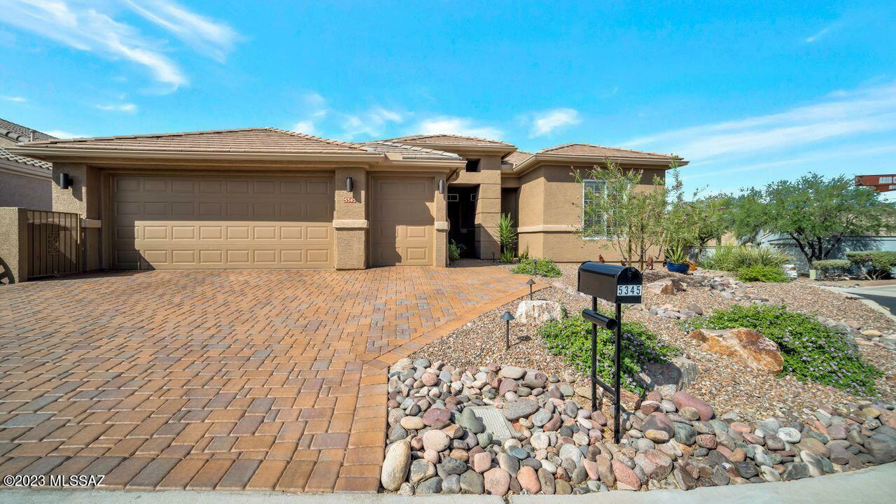 Property Photo:  5345 W Arid Canyon Drive  AZ 85658 