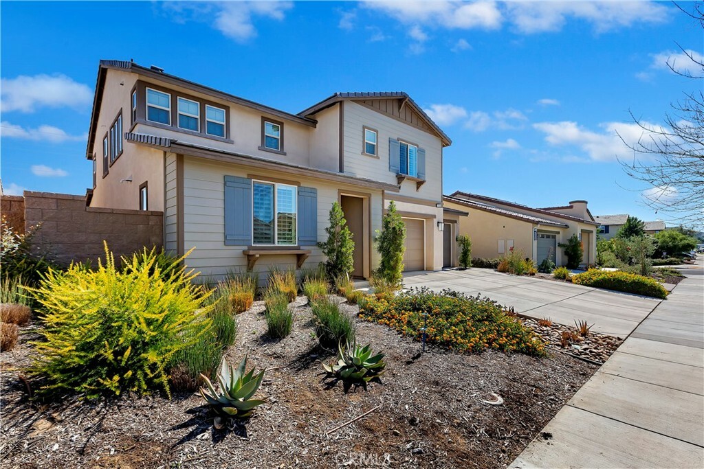 Property Photo:  31146 Bay Horse Way  CA 92584 