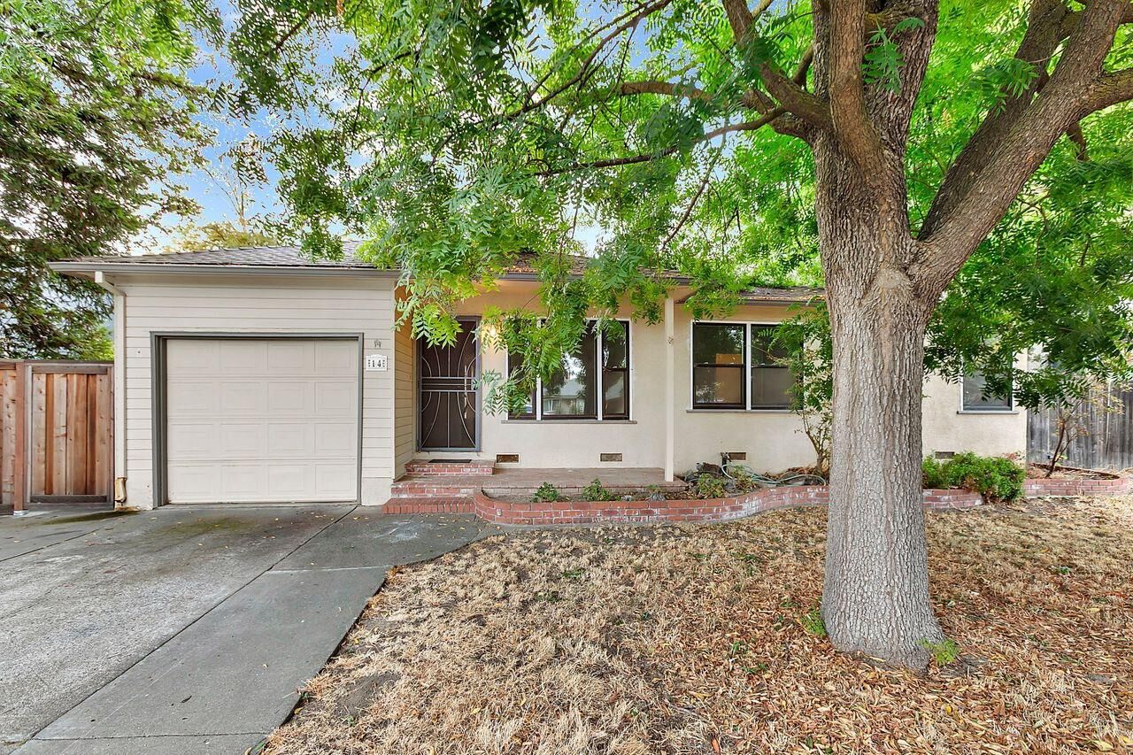 Property Photo: 14 Pendegast Street CA 95695