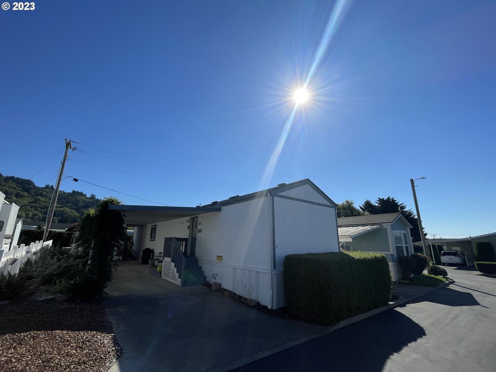 Property Photo:  98042 W Benham Ln 11  OR 97415 