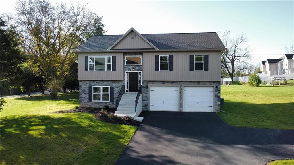 Property Photo:  559 Atlas Road  PA 18067 